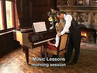 Piano Lesson encule